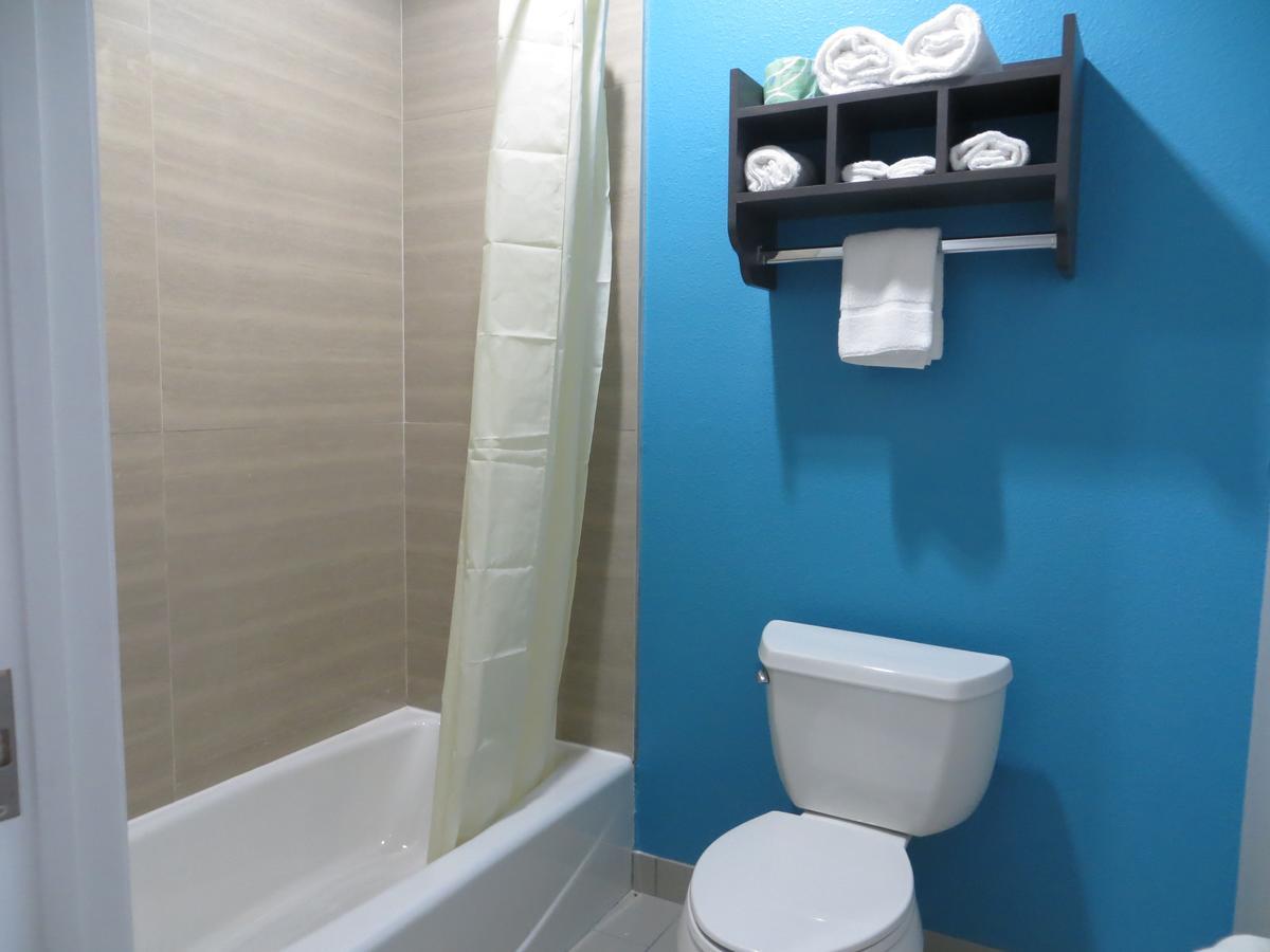 Haven Inn & Suites willowbrook Houston Buitenkant foto